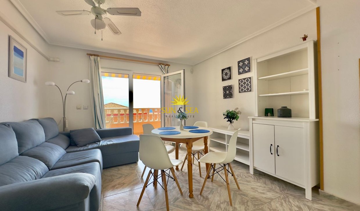 Resale - Apartment - Torrevieja - Cabo Cervera