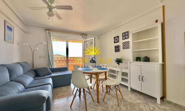 Resale - Apartment - Torrevieja - Cabo Cervera
