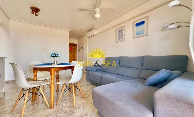 Resale - Apartment - Torrevieja - Cabo Cervera