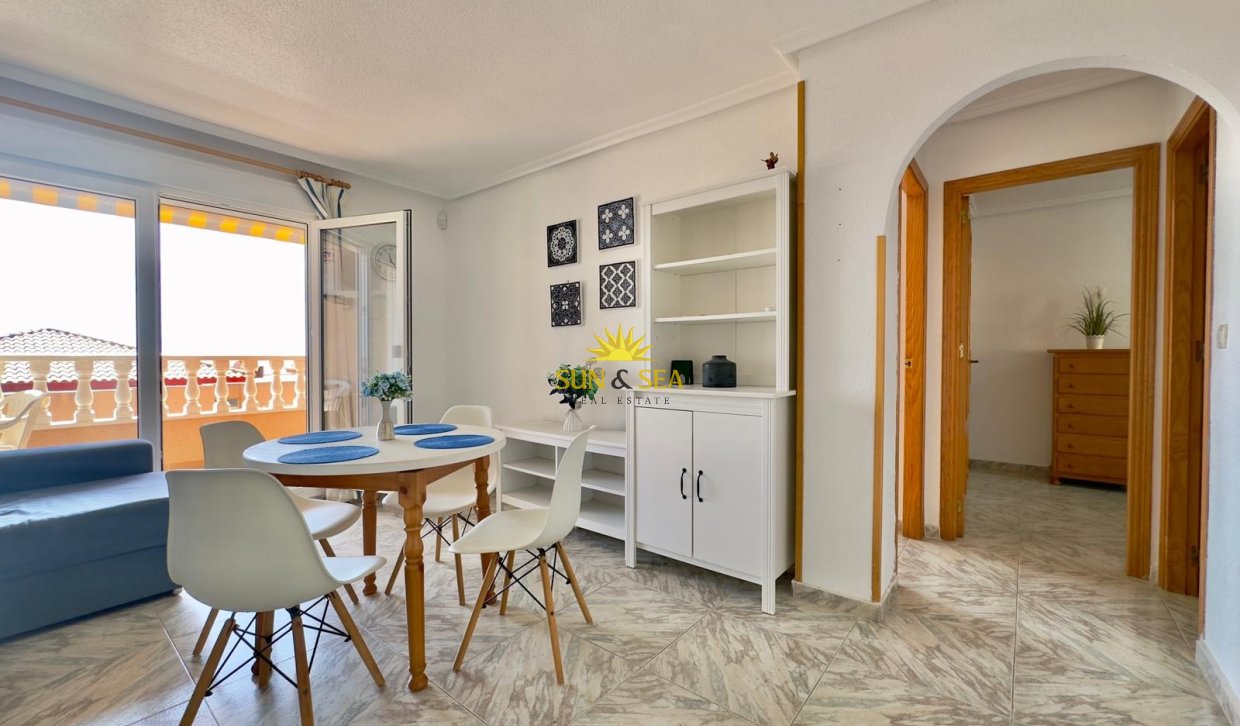 Resale - Apartment - Torrevieja - Cabo Cervera