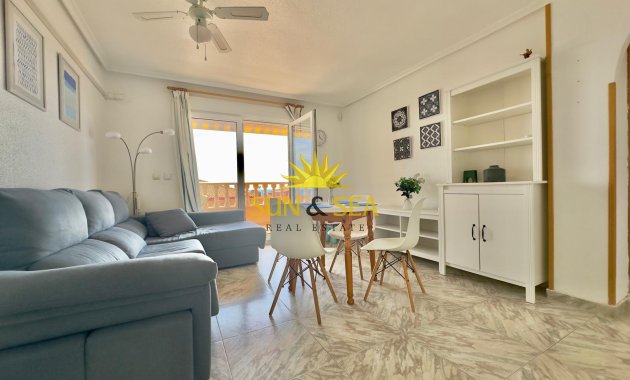 Resale - Apartment - Torrevieja - Cabo Cervera