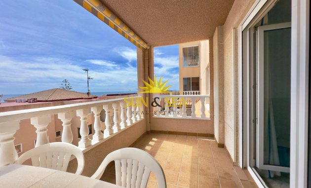 Resale - Apartment - Torrevieja - Cabo Cervera