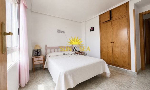 Resale - Apartment - Torrevieja - Cabo Cervera