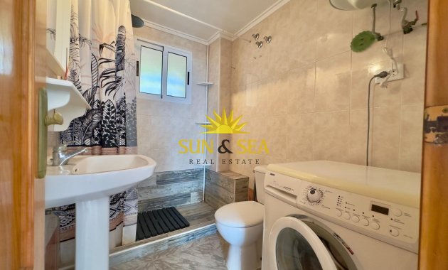 Resale - Apartment - Torrevieja - Cabo Cervera