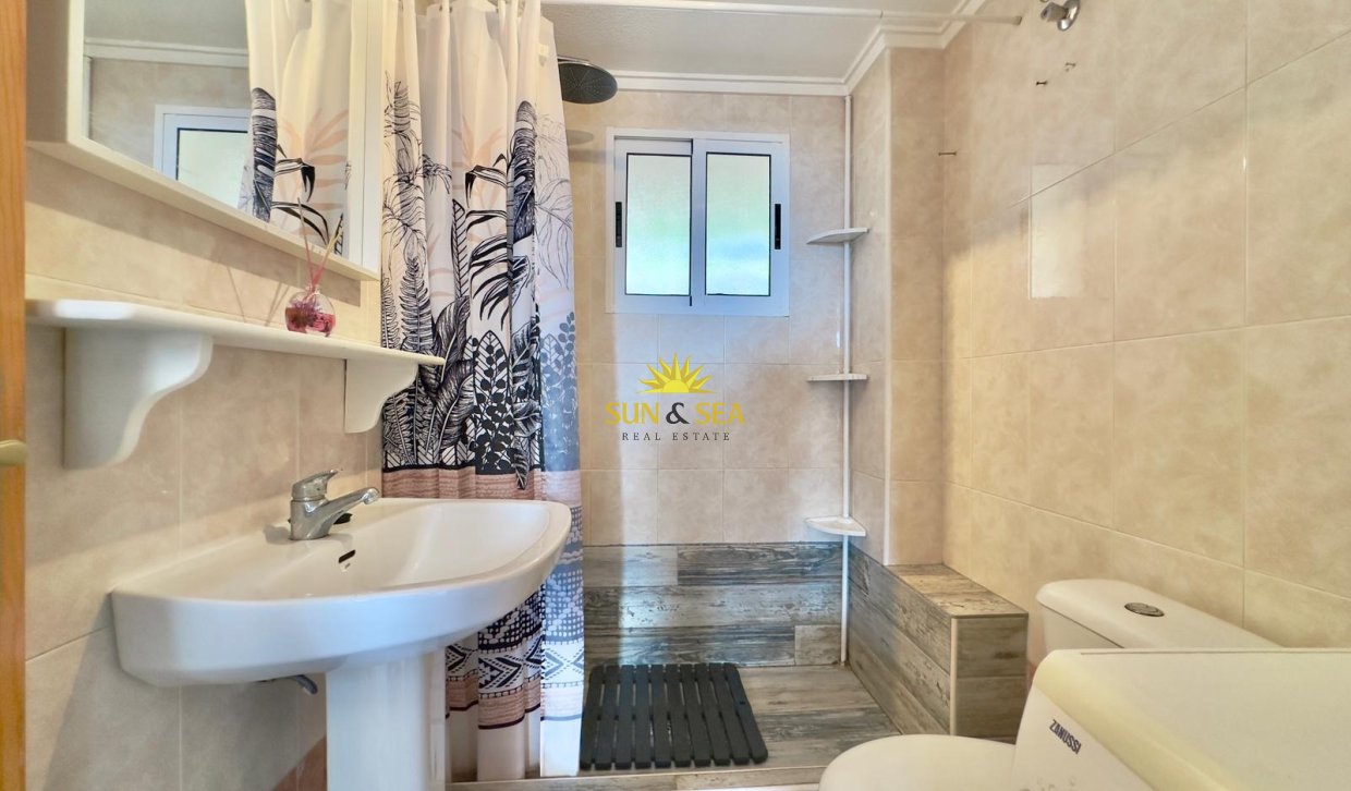 Resale - Apartment - Torrevieja - Cabo Cervera