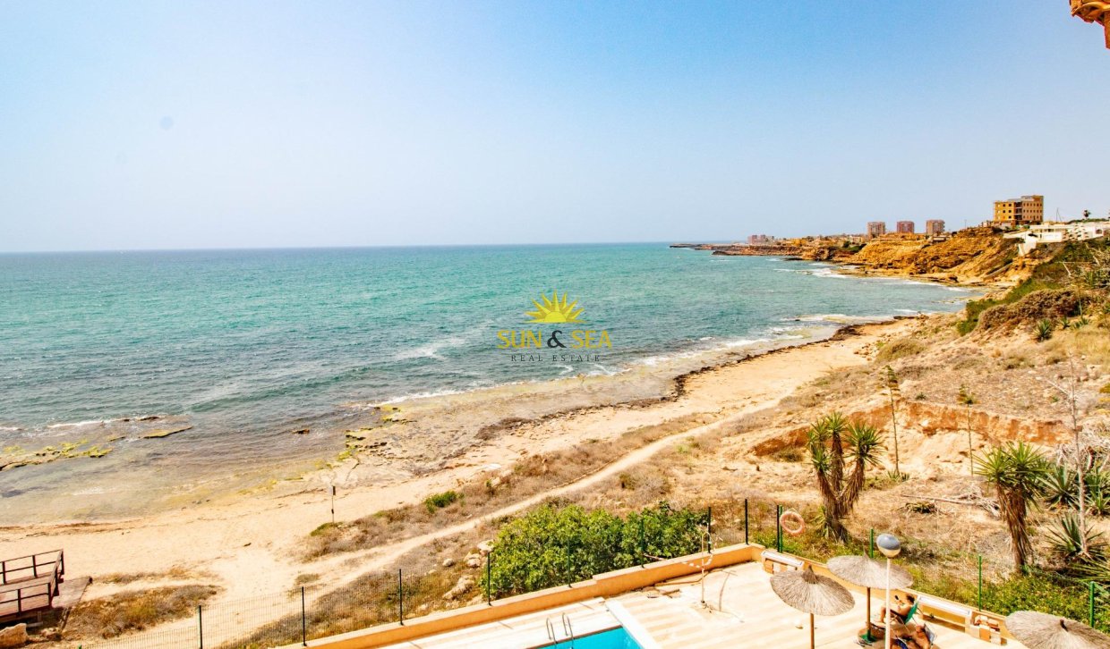 Resale - Apartment - Torrevieja - Cabo Cervera