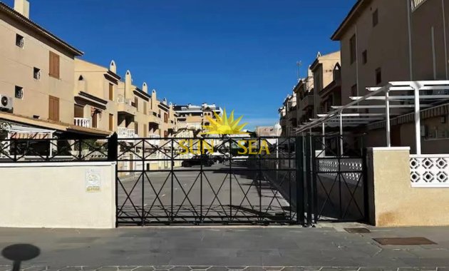 Alquiler a largo plazo - Bungalow - Santa Pola - Playa Lisa