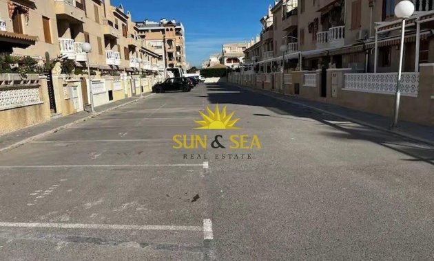 Alquiler a largo plazo - Bungalow - Santa Pola - Playa Lisa