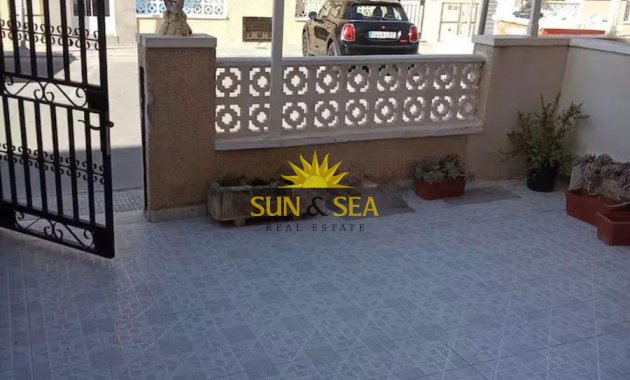 Alquiler a largo plazo - Bungalow - Santa Pola - Playa Lisa