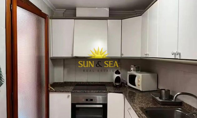Alquiler a largo plazo - Bungalow - Santa Pola - Playa Lisa