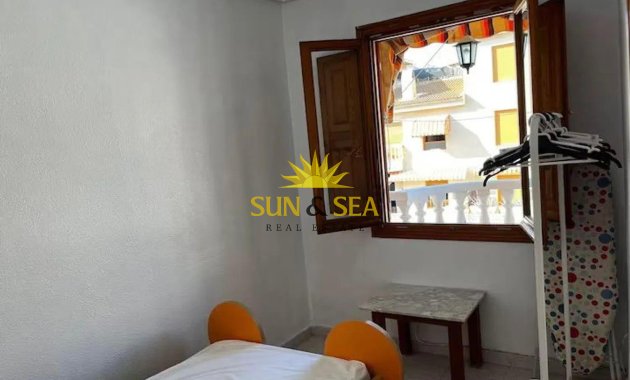 Alquiler a largo plazo - Bungalow - Santa Pola - Playa Lisa
