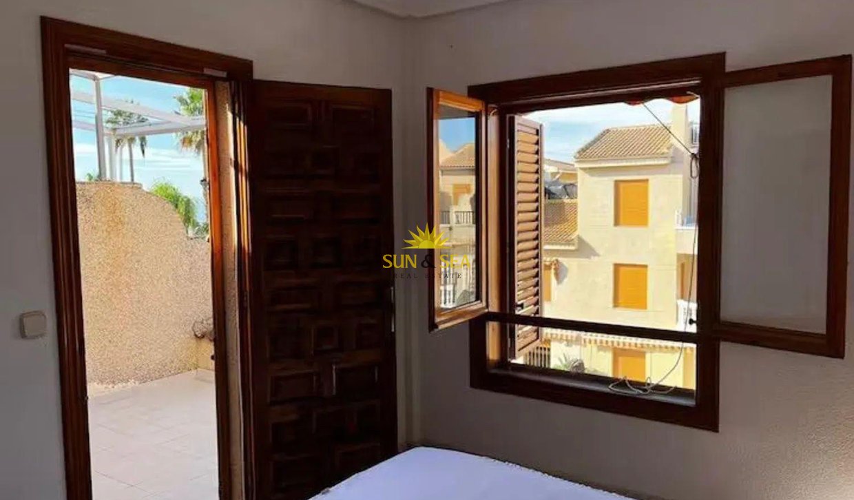 Alquiler a largo plazo - Bungalow - Santa Pola - Playa Lisa