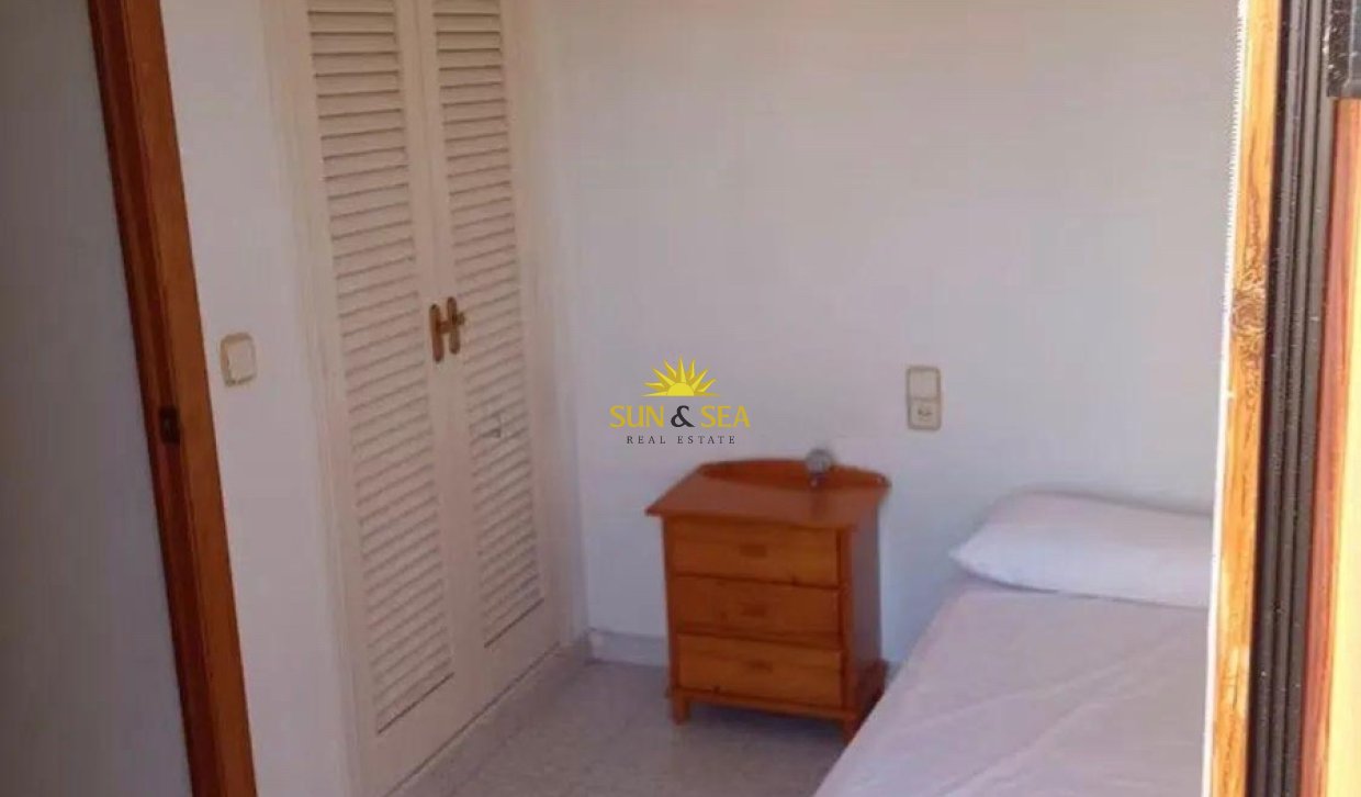 Alquiler a largo plazo - Bungalow - Santa Pola - Playa Lisa