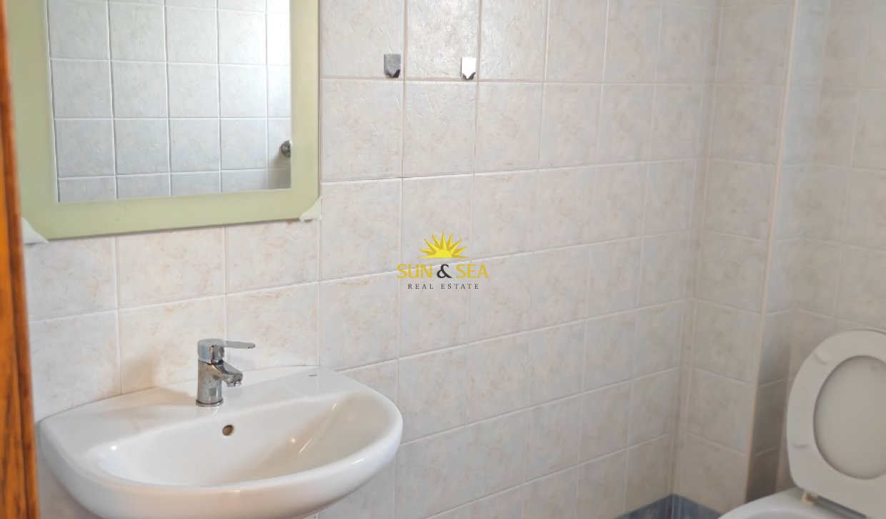 Location à long terme - Villa - Bigastro