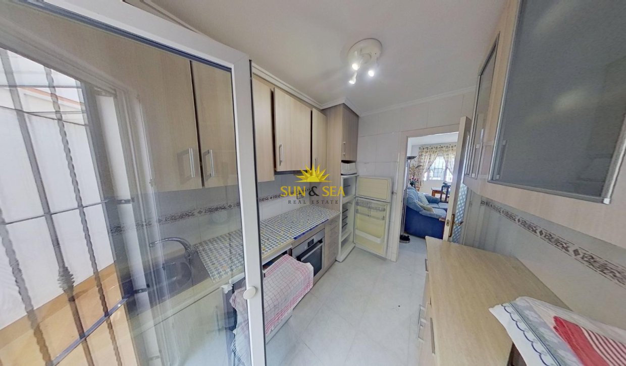 Location à long terme - Villa - Orihuela Costa