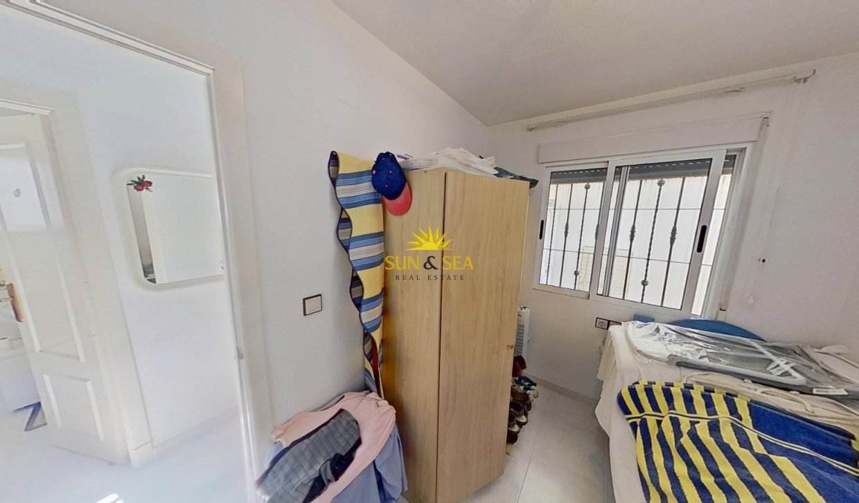 Location à long terme - Villa - Orihuela Costa