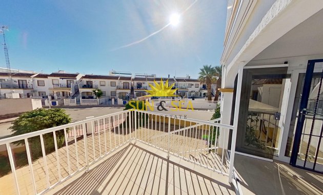 Location à long terme - Villa - Orihuela Costa