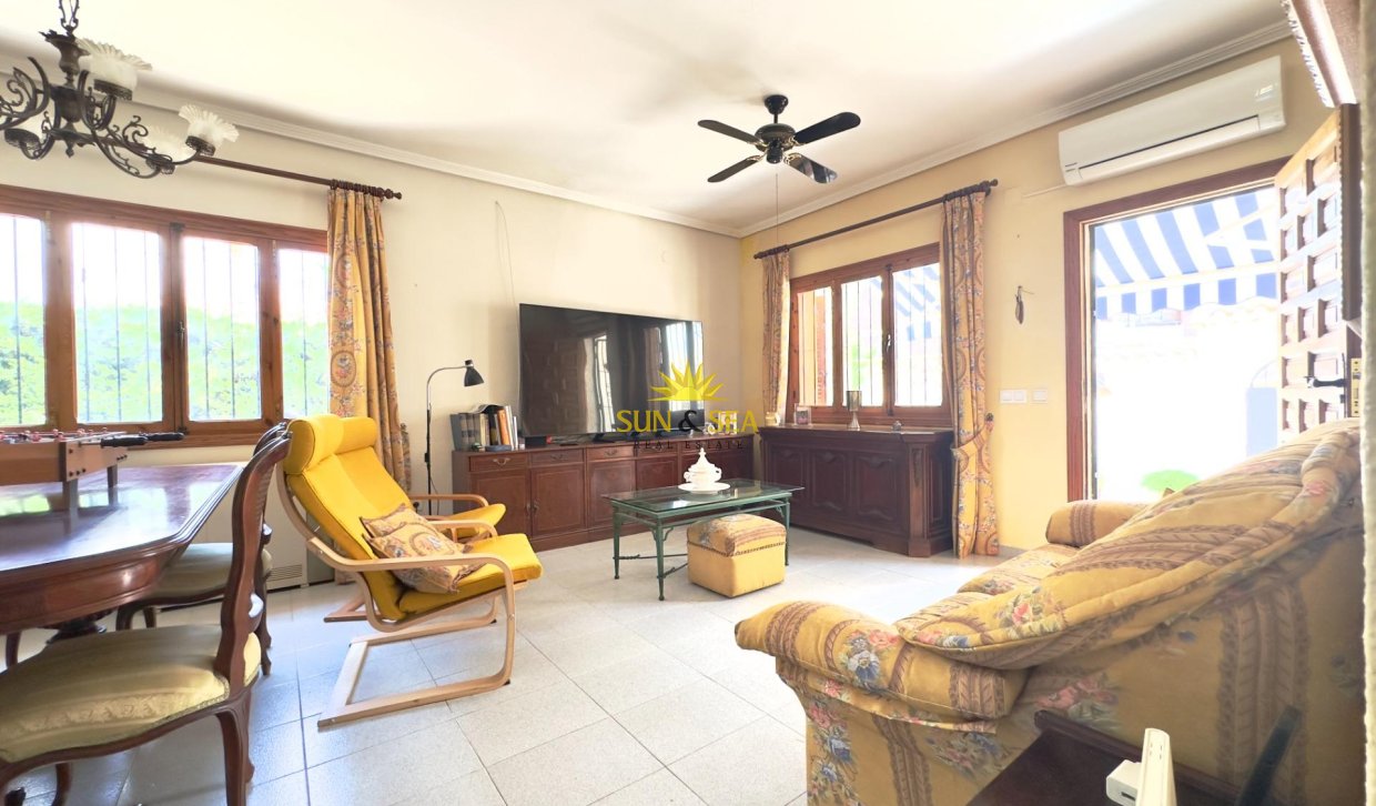 Revente - Villa - Orihuela Costa - La Zenia