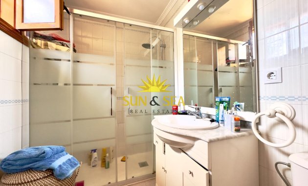 Revente - Villa - Orihuela Costa - La Zenia