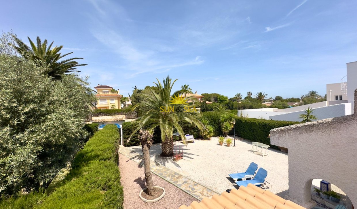Revente - Villa - Orihuela Costa - La Zenia