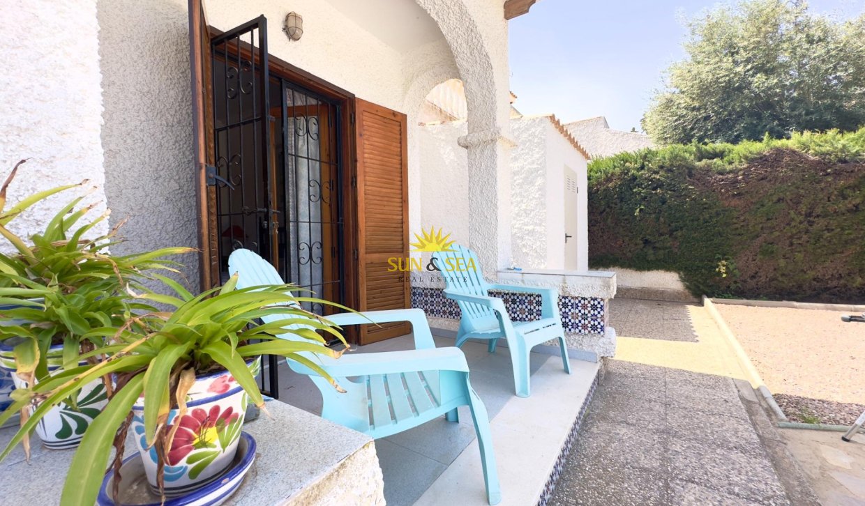 Revente - Villa - Orihuela Costa - La Zenia