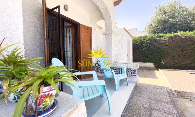 Revente - Villa - Orihuela Costa - La Zenia