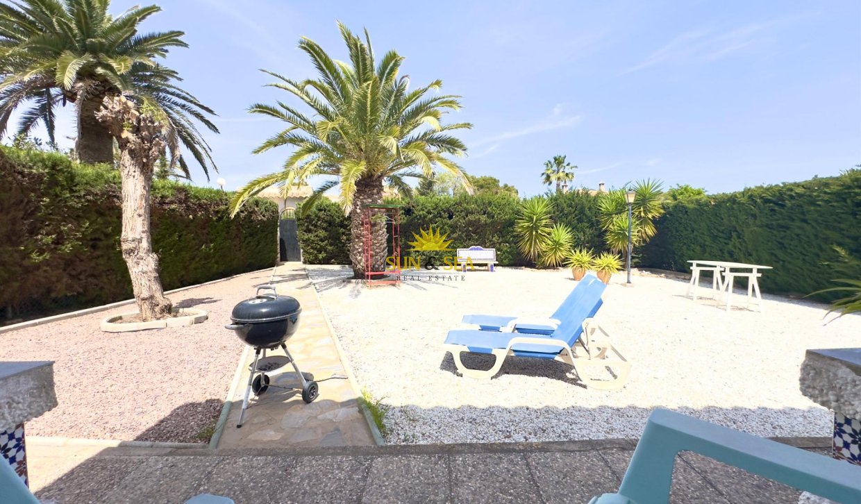 Revente - Villa - Orihuela Costa - La Zenia