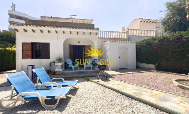 Revente - Villa - Orihuela Costa - La Zenia