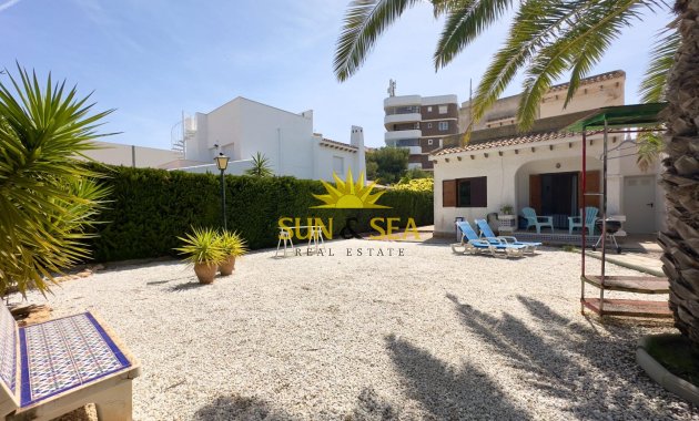Revente - Villa - Orihuela Costa - La Zenia