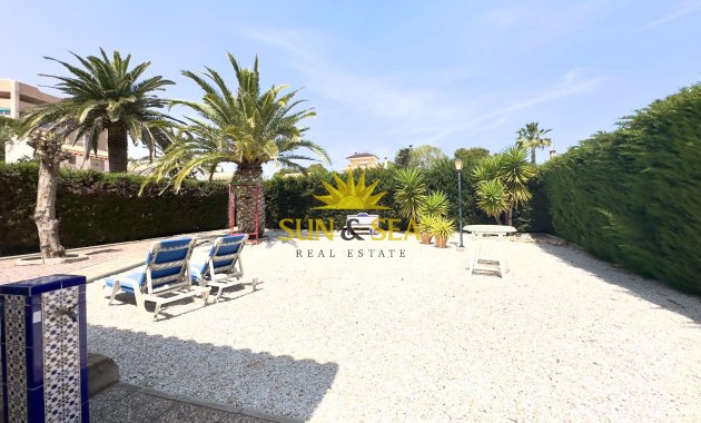 Revente - Villa - Orihuela Costa - La Zenia