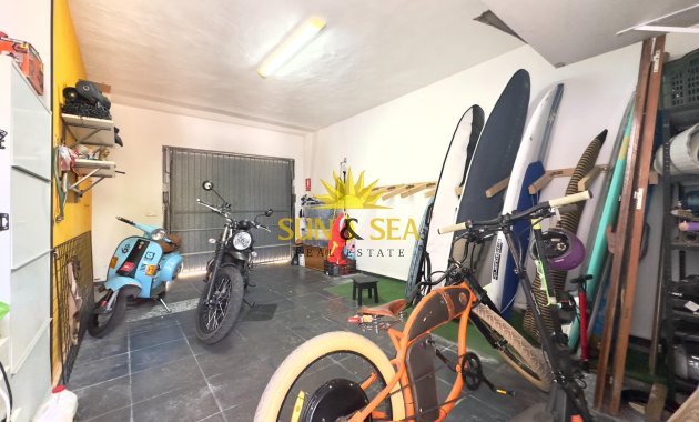 Revente - Villa - Orihuela Costa - La Zenia