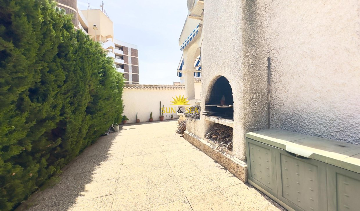 Revente - Villa - Orihuela Costa - La Zenia