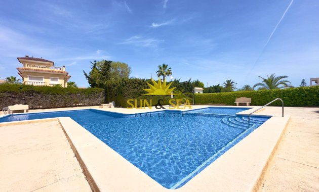 Revente - Villa - Orihuela Costa - La Zenia