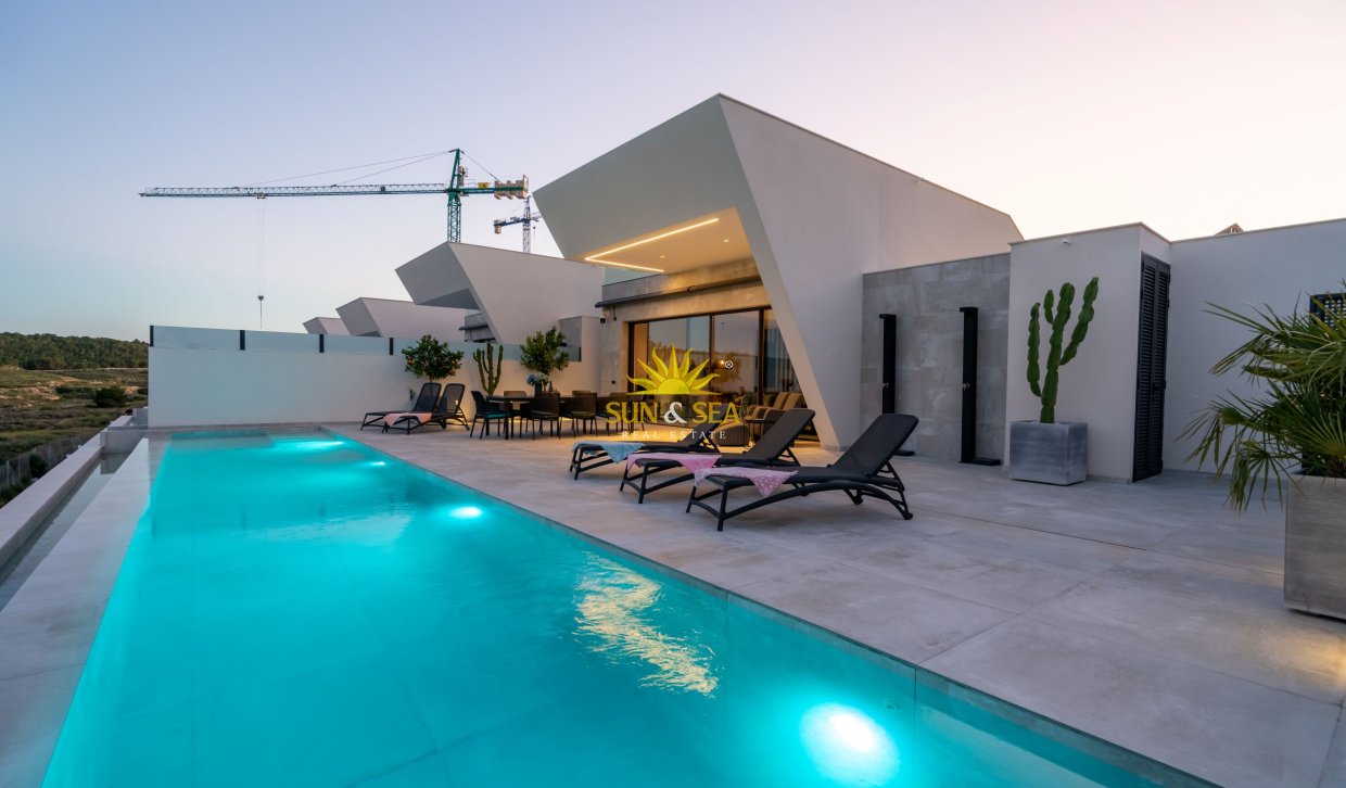 Obra nueva - Chalet - Rojales