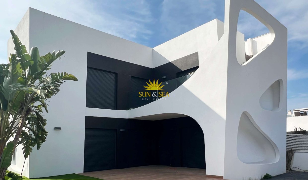 Neue Gebäude - detached - Ciudad quesada