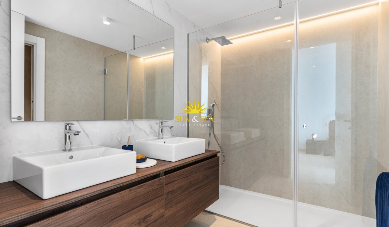 Obra nueva - Chalet - Altea