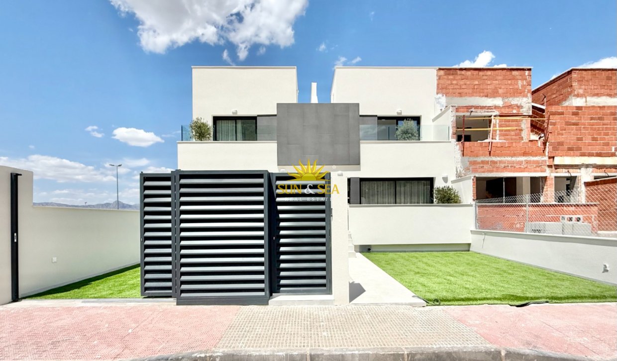 Obra nueva - low-bungalow - Cox