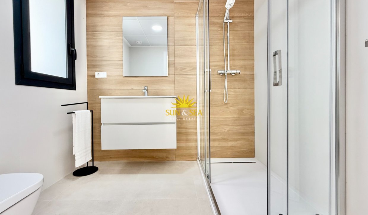 Obra nueva - low-bungalow - Cox
