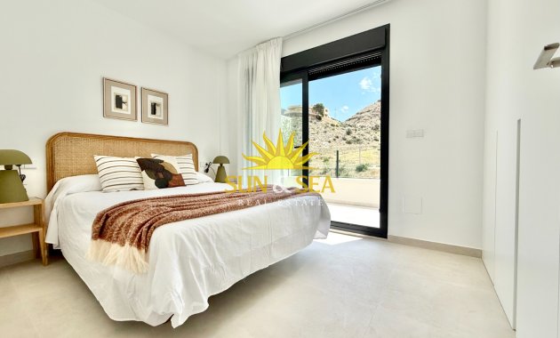 Obra nueva - low-bungalow - Cox