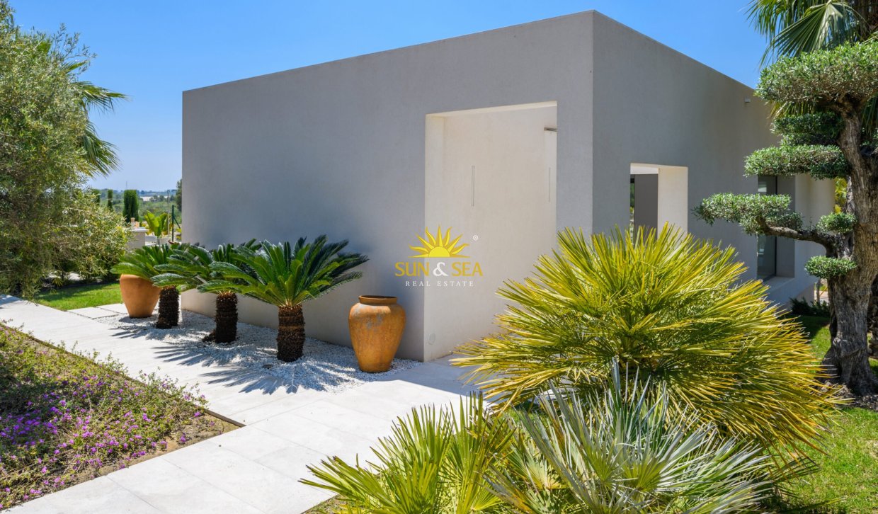 Obra nueva - Chalet - Las Colinas Golf