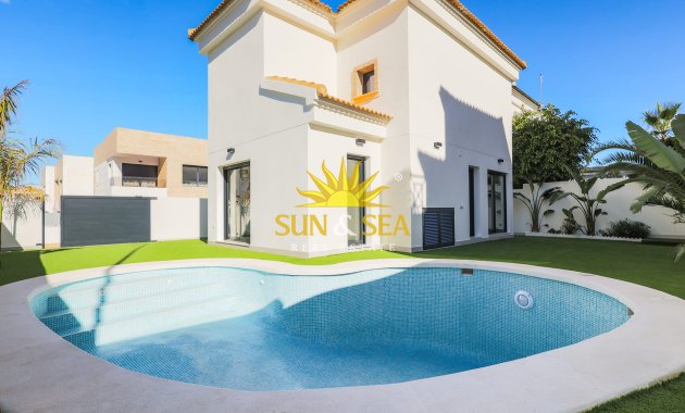 Obra nueva - Chalet - Orihuela Costa
