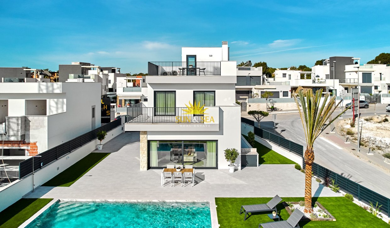 Obra nueva - Chalet - San Miguel de Salinas