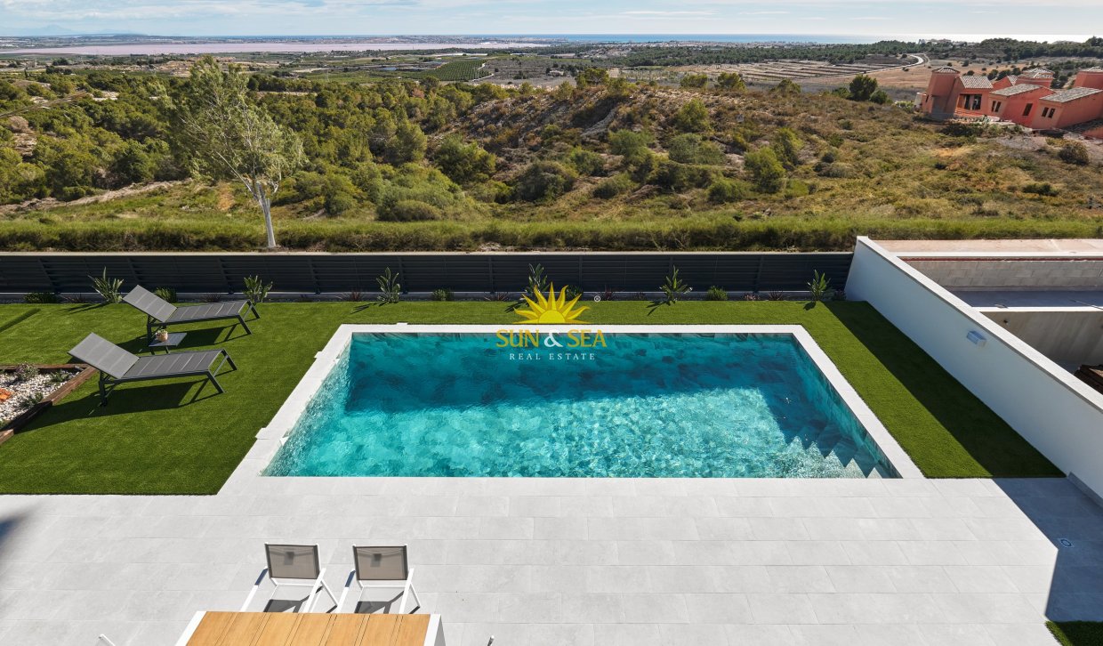 Obra nueva - Chalet - San Miguel de Salinas