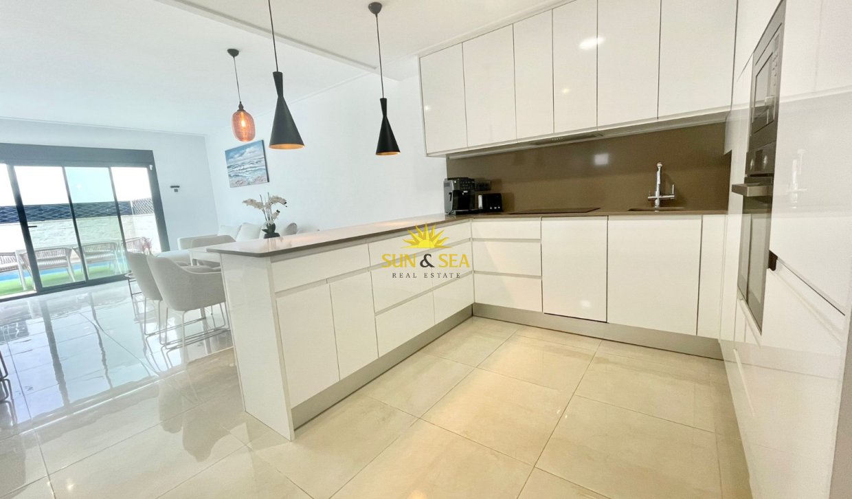 Location à long terme - Villa - Benijofar