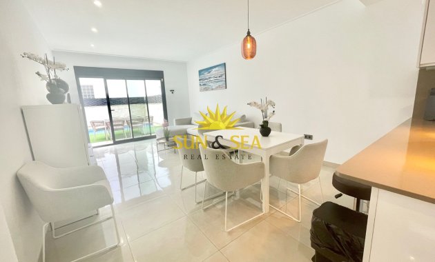 Location à long terme - Villa - Benijofar
