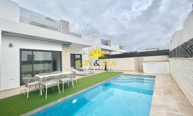 Location à long terme - Villa - Benijofar