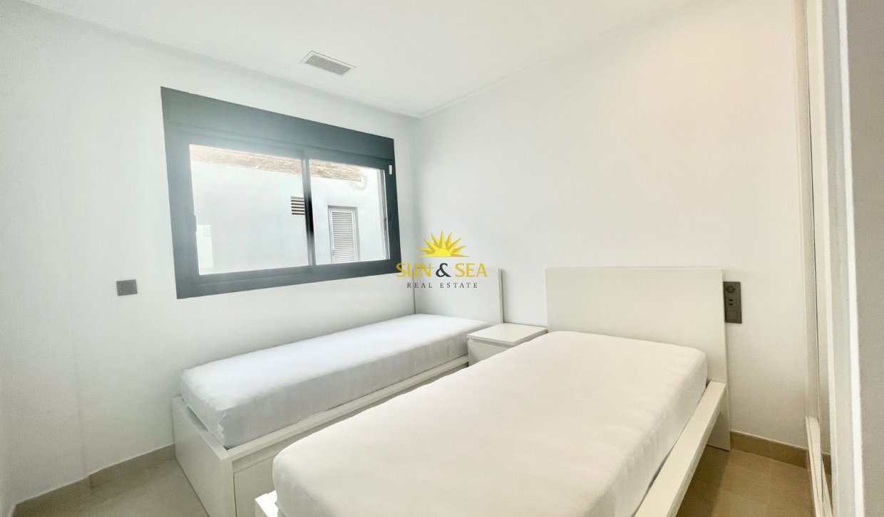 Location à long terme - Villa - Benijofar
