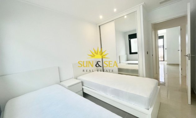 Location à long terme - Villa - Benijofar