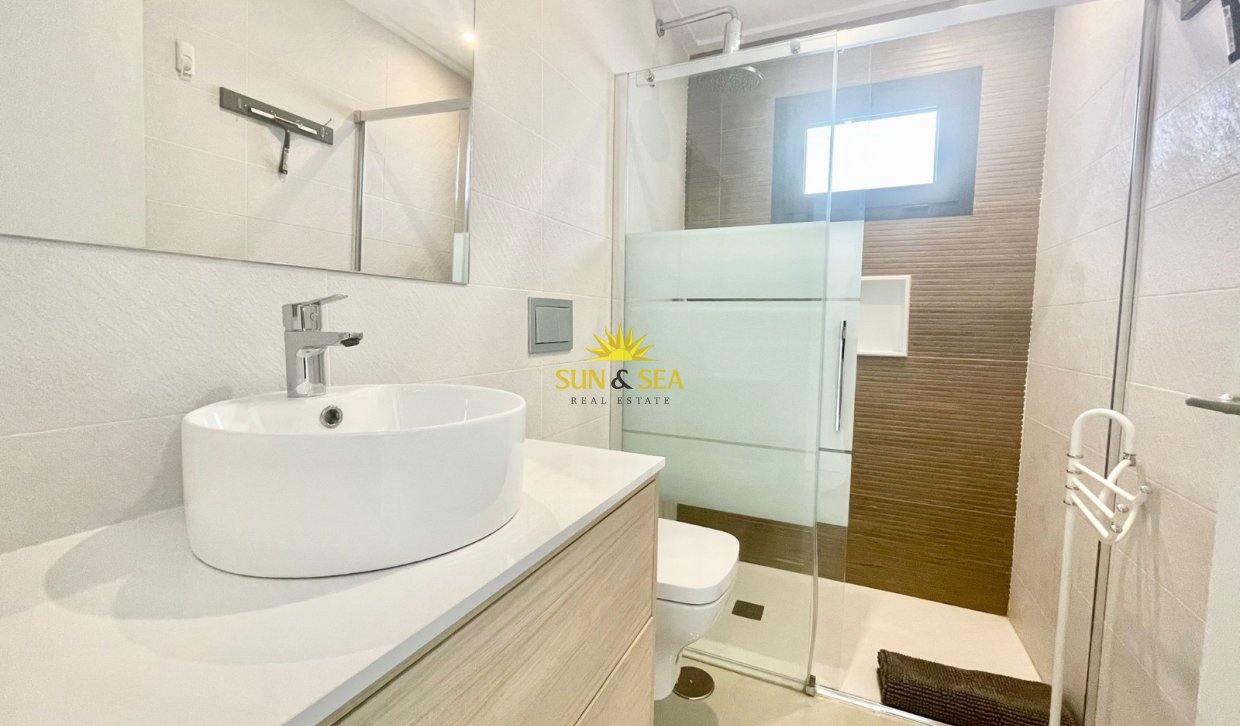 Location à long terme - Villa - Benijofar