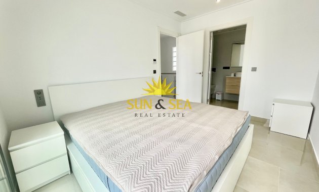 Location à long terme - Villa - Benijofar